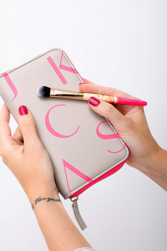 Brush Etui mit Neon Pink